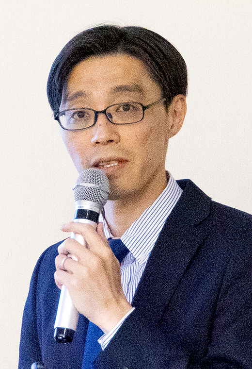 奥谷 慶行 氏