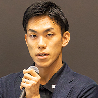 岩部 晃己 氏