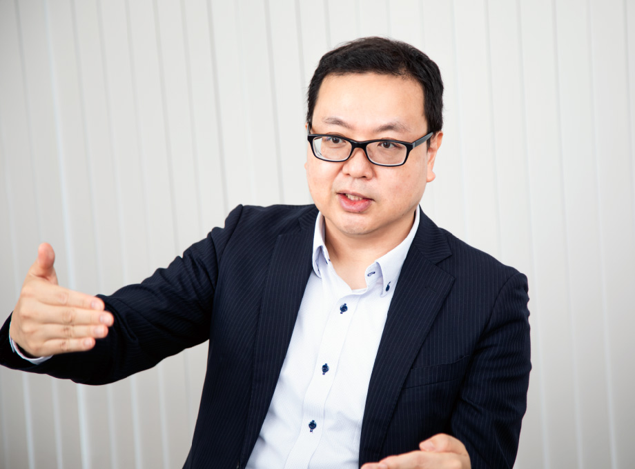 高橋恵輔