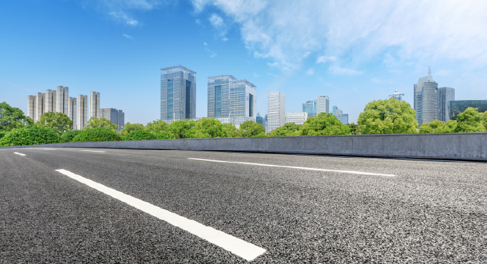 街に広がる発電ポテンシャルを探せ! ビル全面、道路、線路、そして空中 技術革新で設置場所の制約を乗り越え再エネが“超”浸透