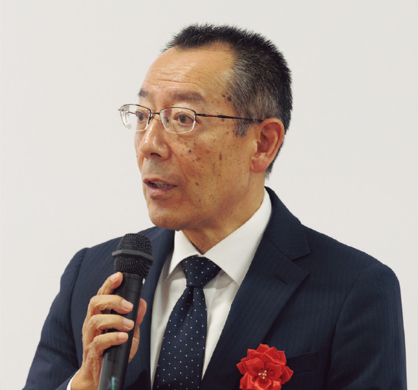 鈴木 和仁氏