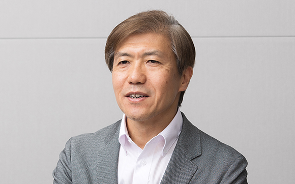 江守 正多 氏