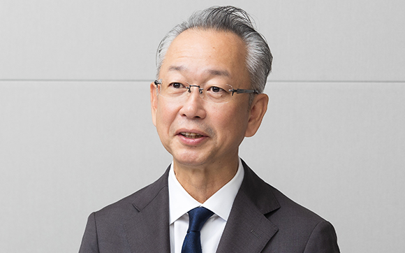 南田 晋作 氏
