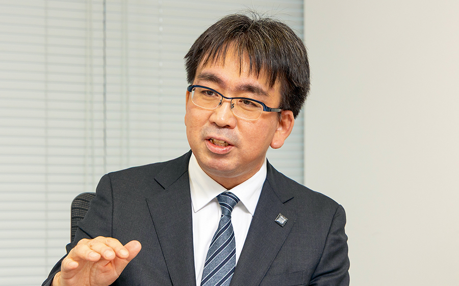 山川 耕志郎氏