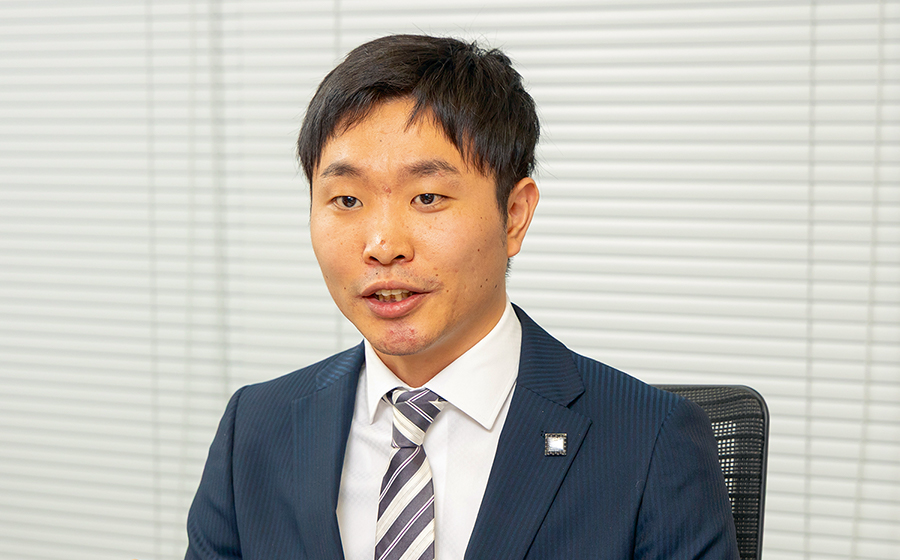 新田 浩之氏