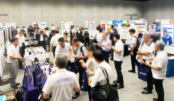 展示会シーン1