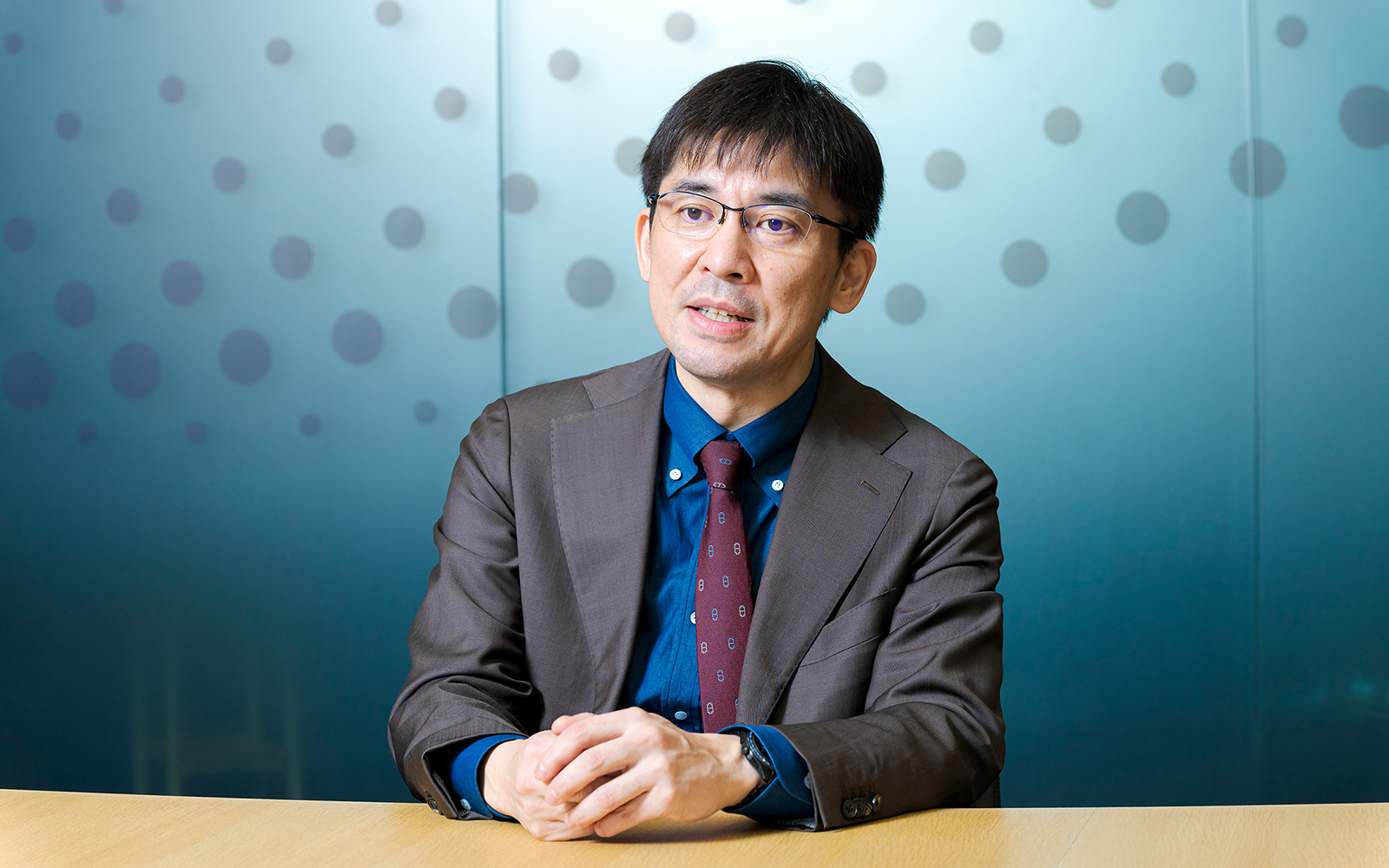 橘 知志 氏