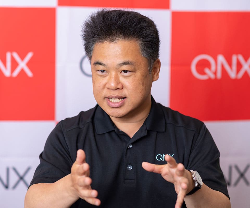 小島 央 氏