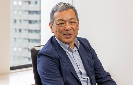 眞柄 泰利氏