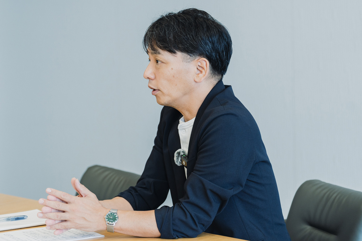 村澤賢一氏