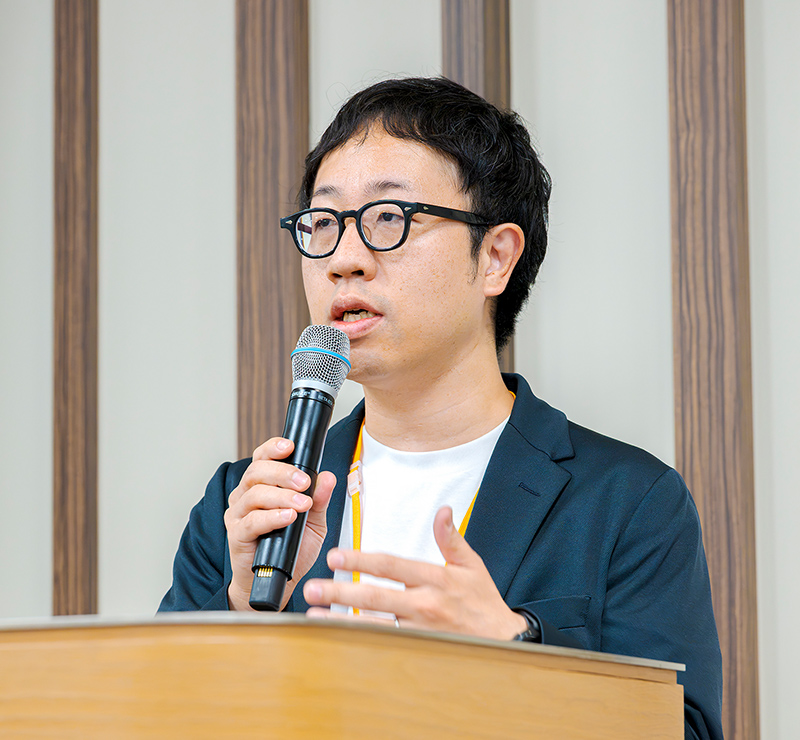 荒井 謙 氏