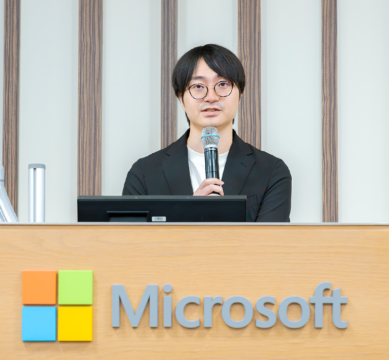 戸嶋 隆太 氏