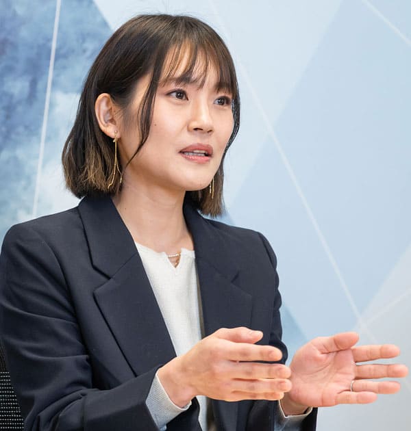 栗岡氏