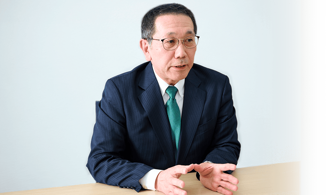 潮田 氏