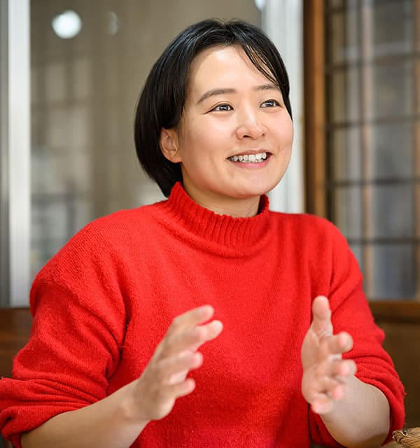 炭谷 氏