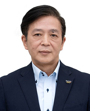 呉 亮 氏