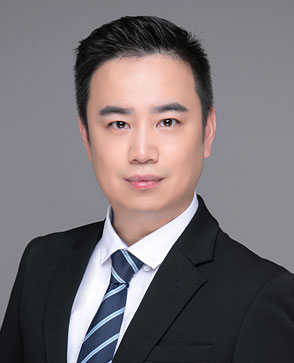 屠 芳洲 氏
