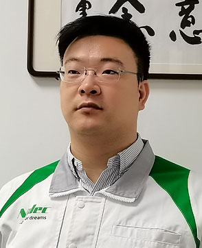 趙 震宇 氏