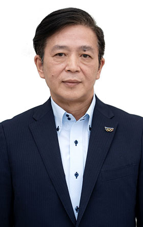 呉 亮 氏