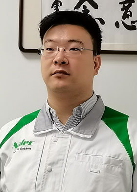 趙 震宇 氏