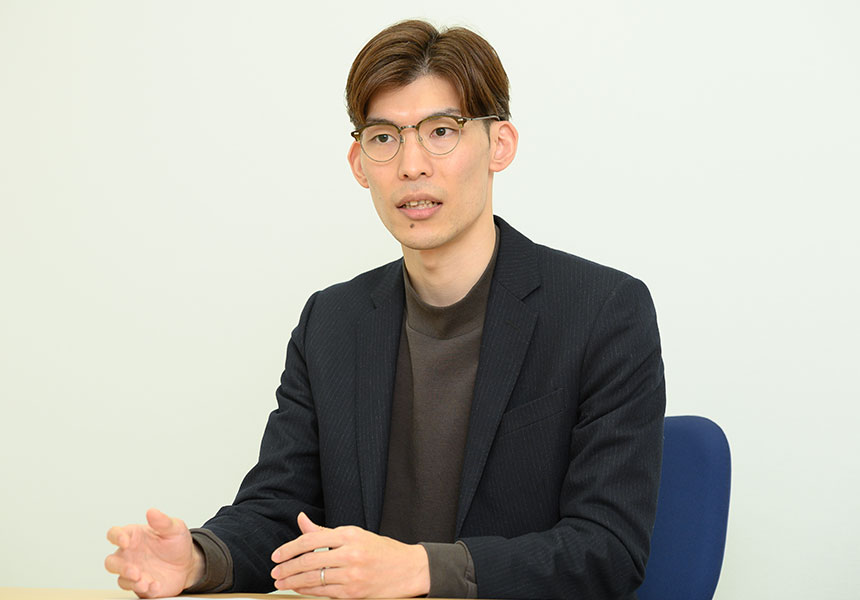 西田 健太朗氏