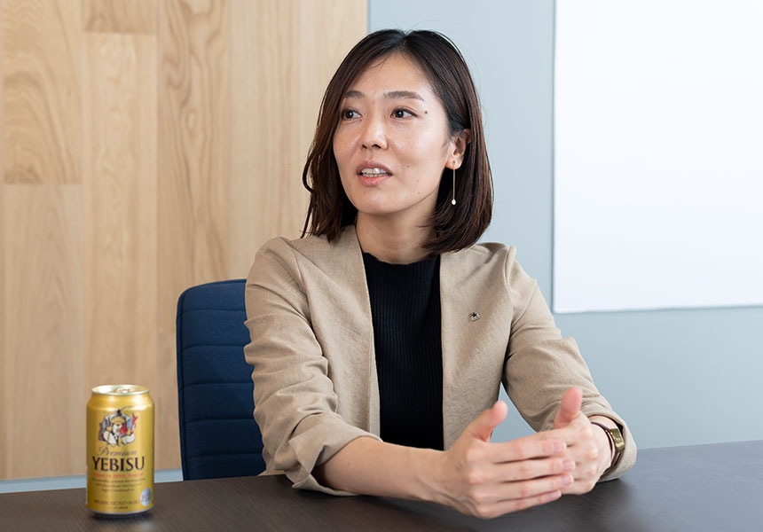 沖井尊子氏