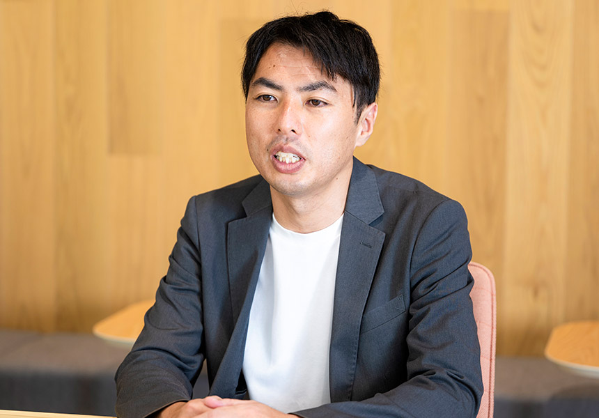 相原 孝文氏