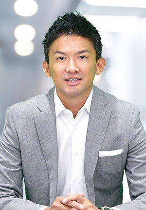 川縁 啓介 氏