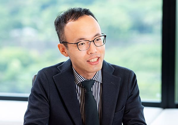 矢澤氏