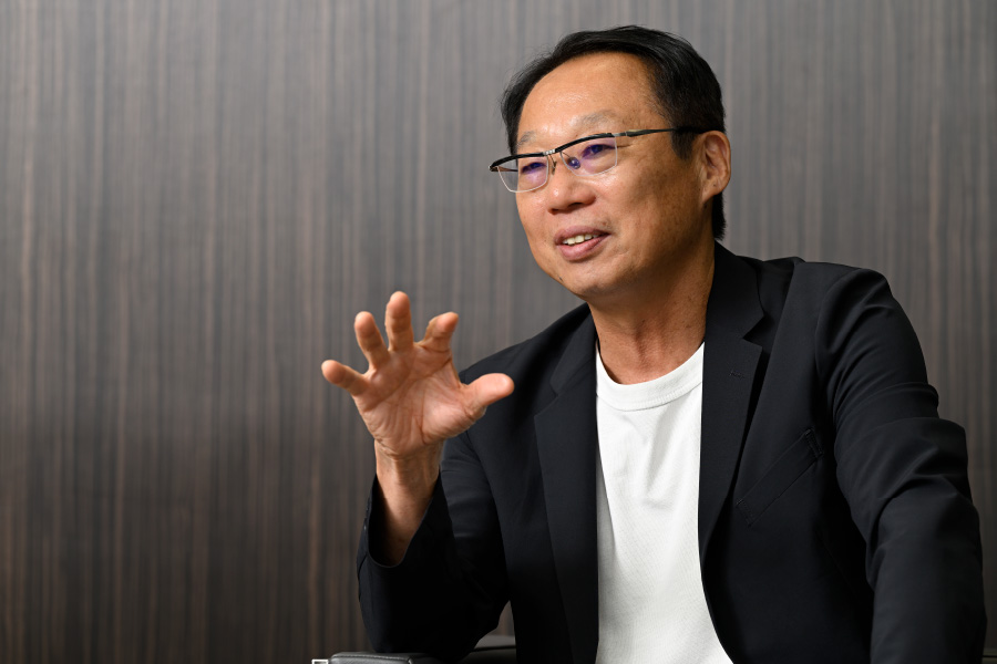 岡田 武史氏