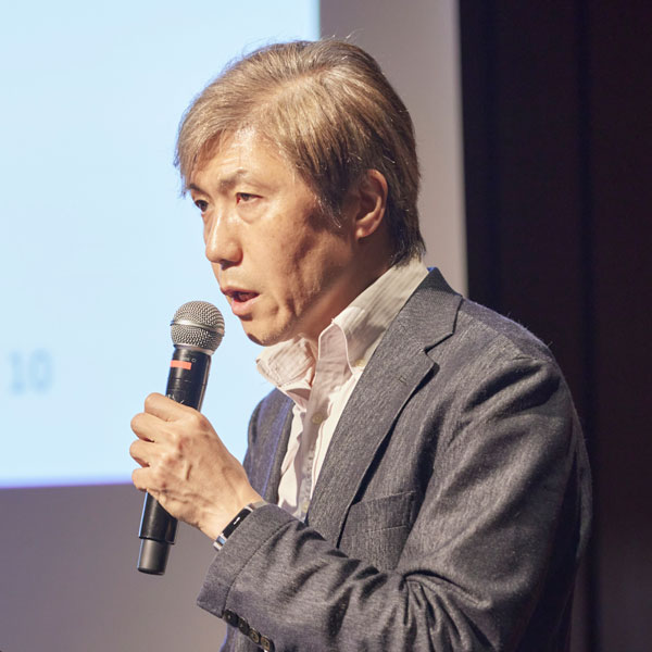 江守氏