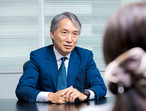 森川 徹治氏