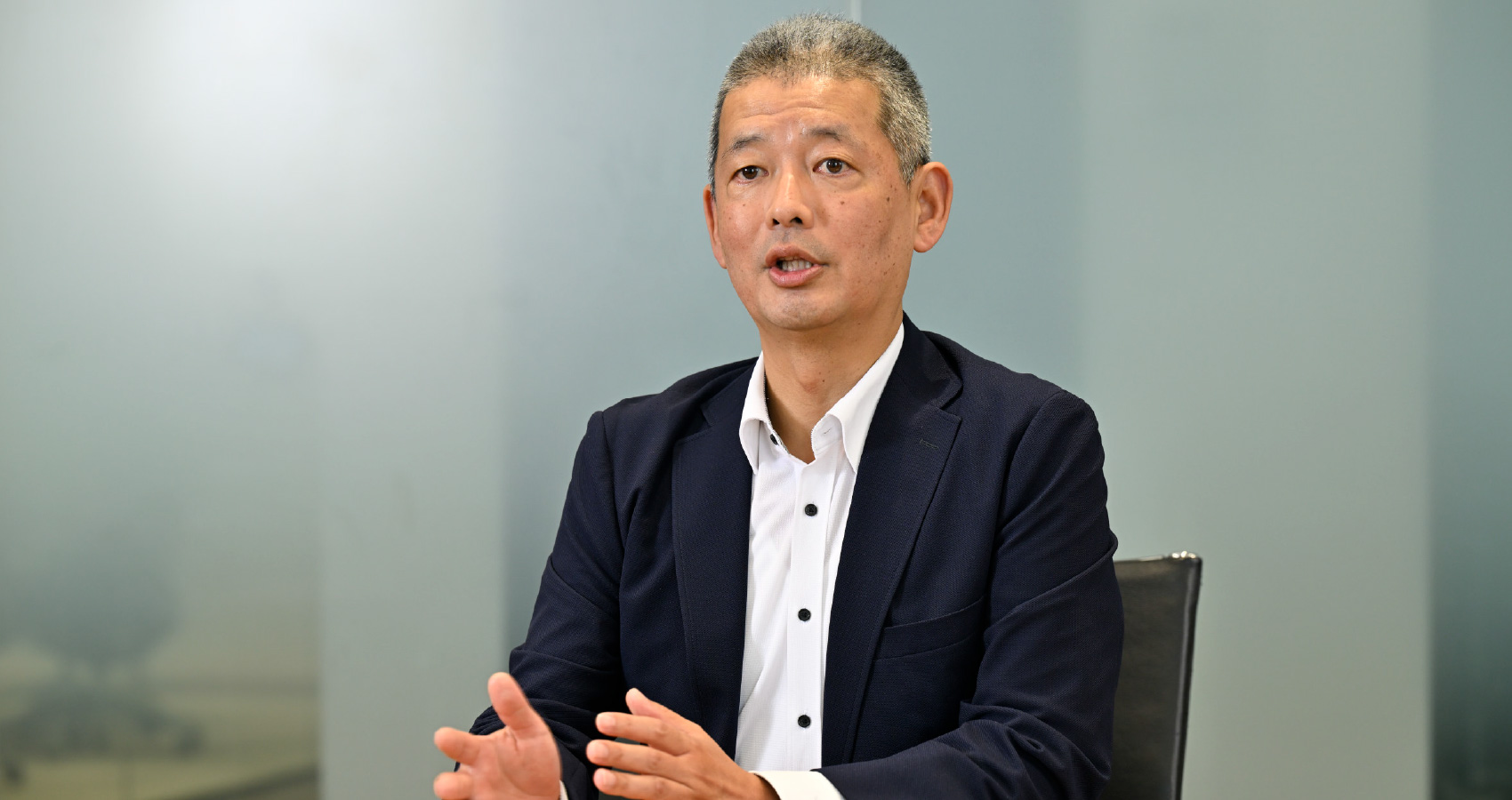 山﨑 祥嗣 氏
