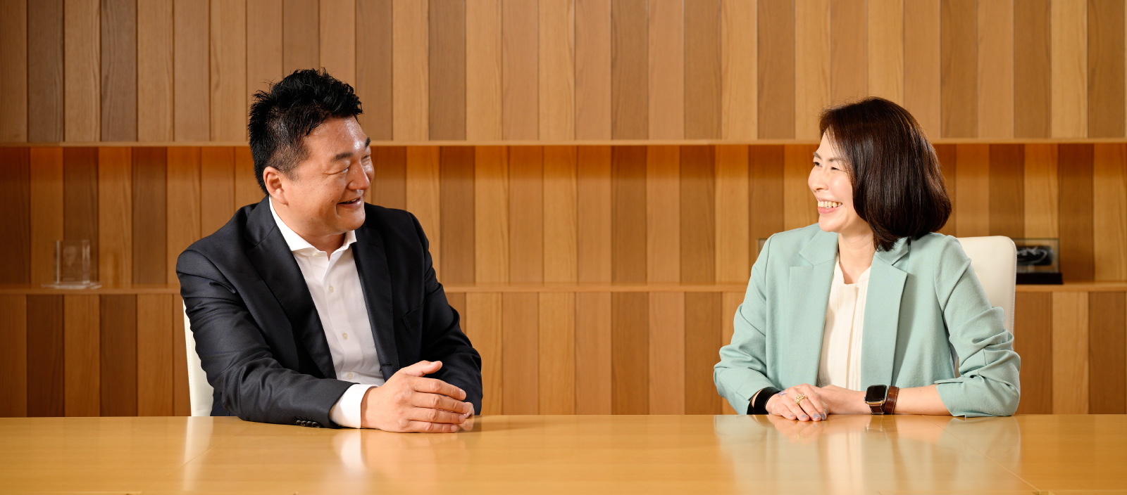 河野 奈保 氏と水谷 篤尚 氏