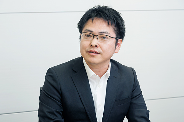 宮澤 元章氏