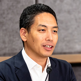 飯田 智紀 氏