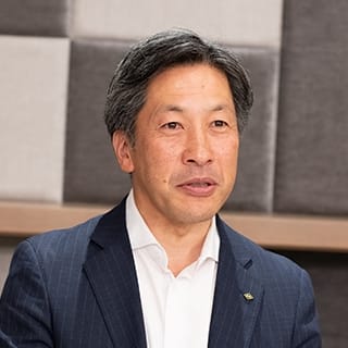 鹿島 浩二 氏
