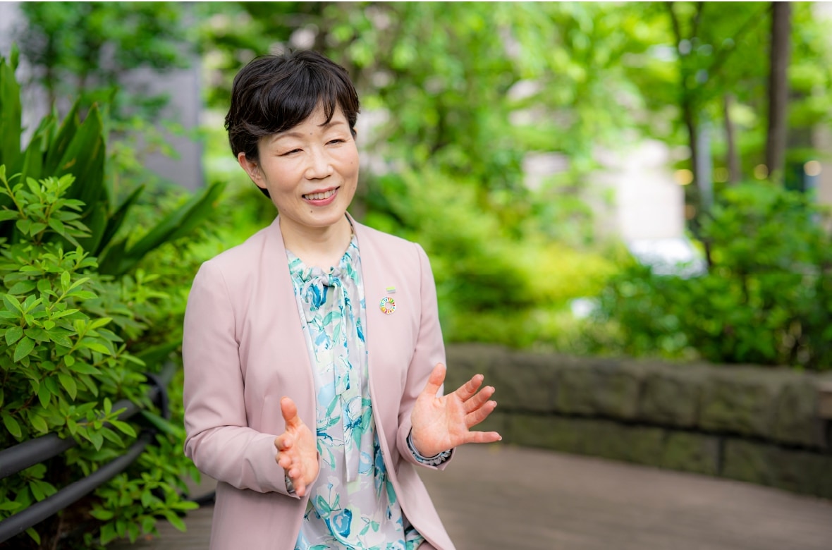 岸田博子氏