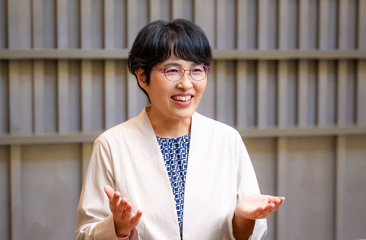 川崎 氏