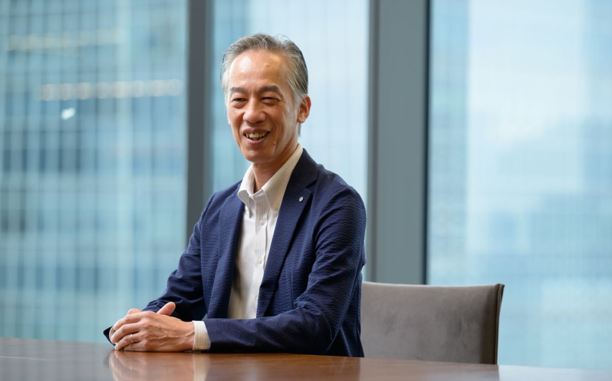 村上氏