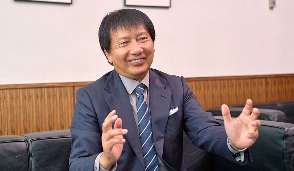 小玉氏