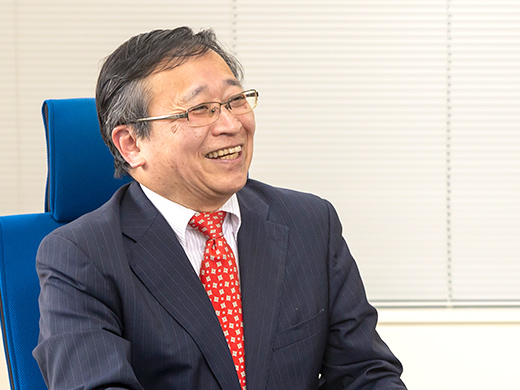 梶浦 敏範氏