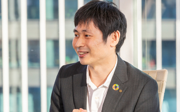 礒瀬 翔氏