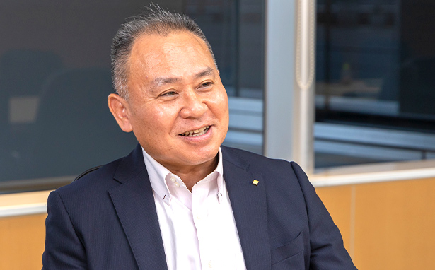 藤原 秀樹氏