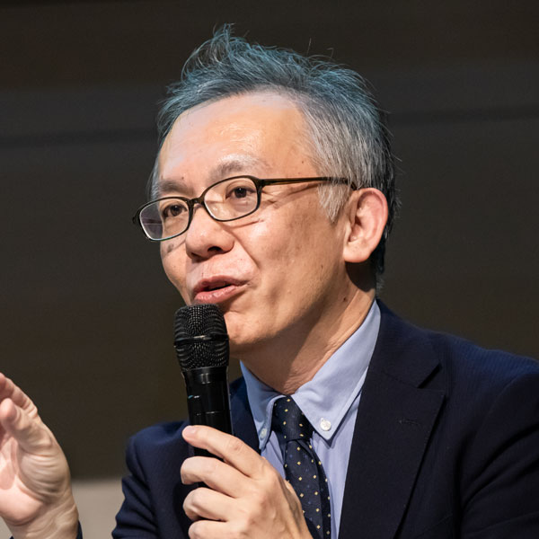 遠藤 氏