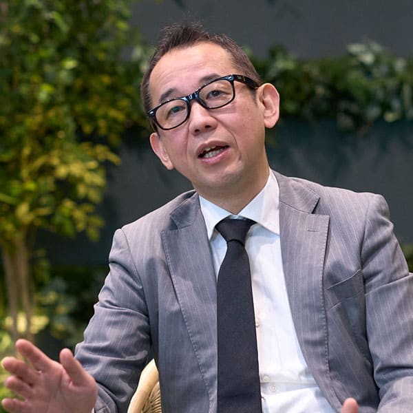 飯野氏