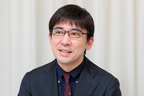 橘 知志氏