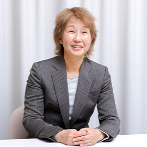 小林 暢子