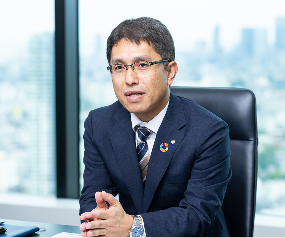桐原 健寿氏
