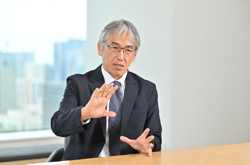吉田 健氏